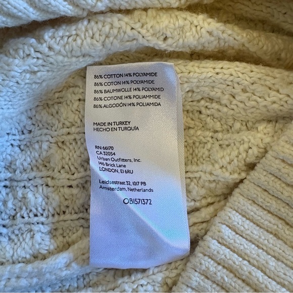 Anthropologie Pilcro Ivory Cold Shoulder Fisherman Cable Knit Sweater L Cream - Picture 5 of 5